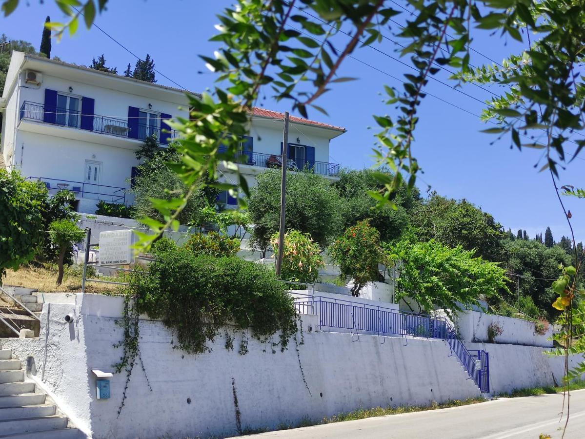 Blue And White Apartments 1 Benitses  Luaran gambar